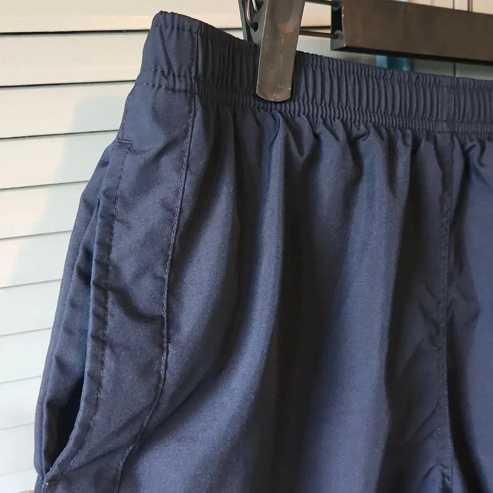 Nike black athletic shorts - Picture 3 of 9